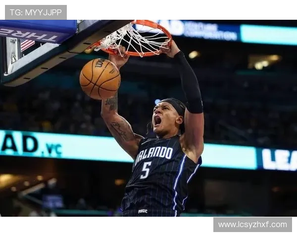 贝恩三分压哨绝杀开拓者引爆全场掀起NBA赛场狂欢时刻精彩瞬间